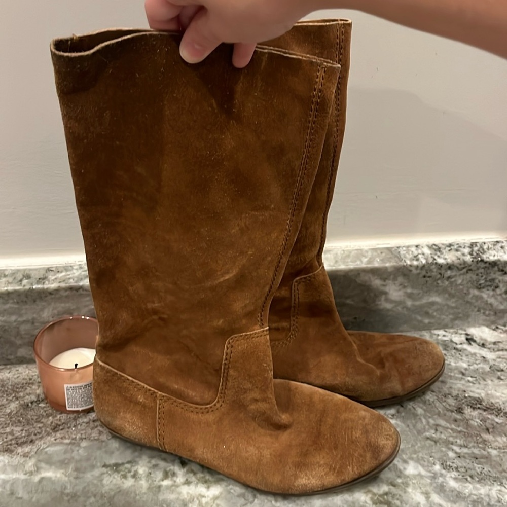 Ralph Lauren mid high calf suede boots size 9